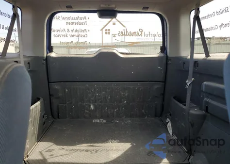 2004 Honda Element Lx z USA, uszkodzony, nr VIN 5J6YH28354L020278